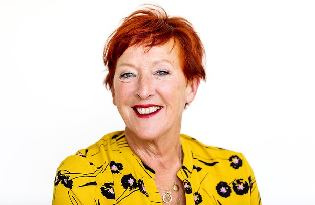 Loes Luca pakt hoofdrol in MAX-dramaserie Maud en Babs